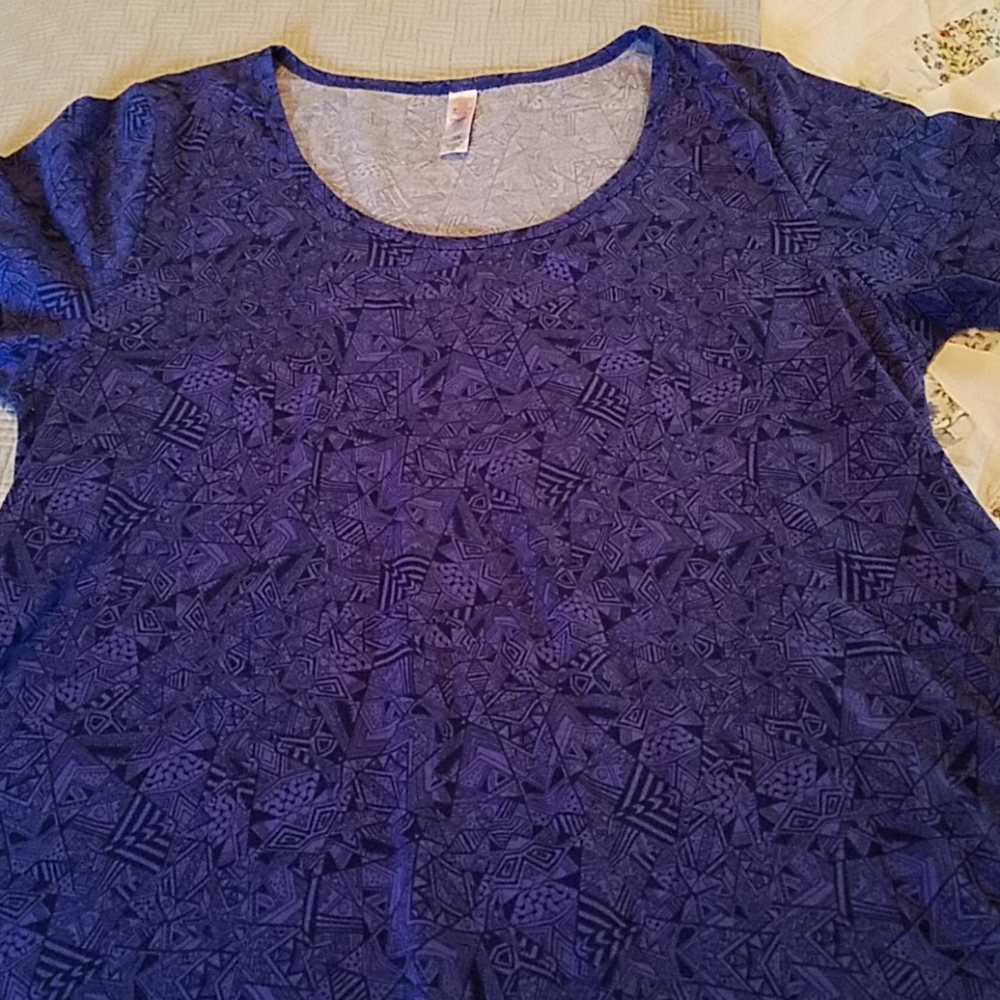 Lularoe Graphic Print Perfect